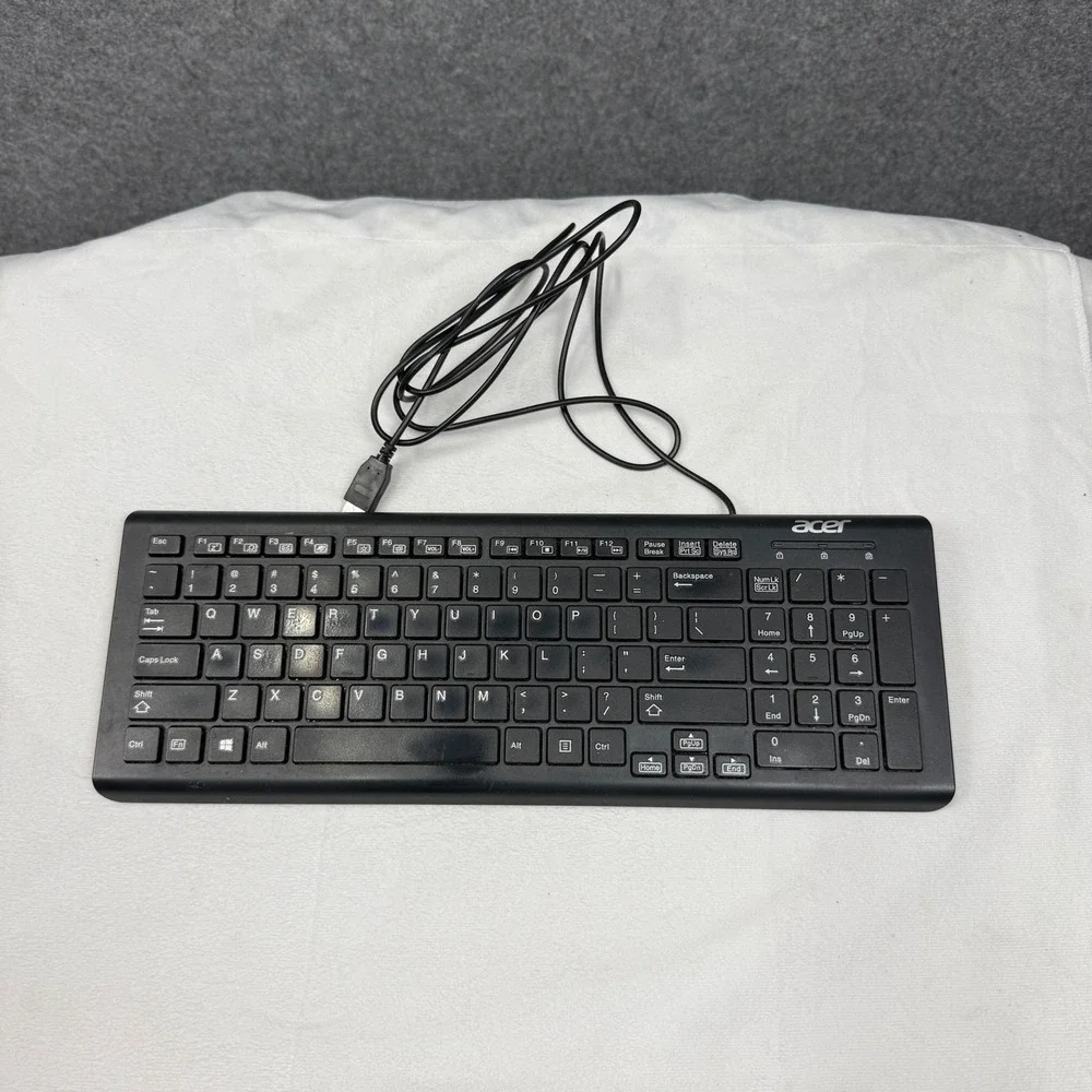 Acer‎ SK-9626 Wired USB Keyboard Black Slim Low Profile with Number Pad